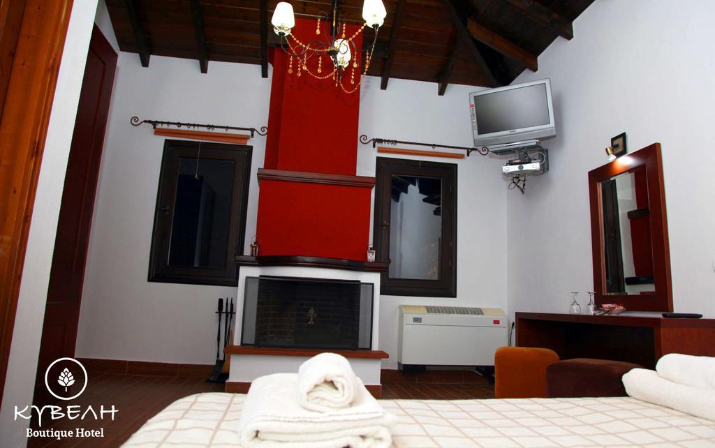 Hotel Kyveli à Palaioi Poroi Extérieur photo