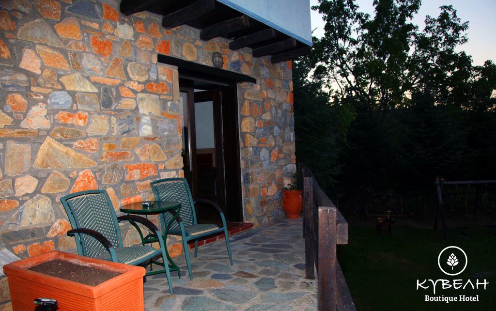 Hotel Kyveli à Palaioi Poroi Extérieur photo